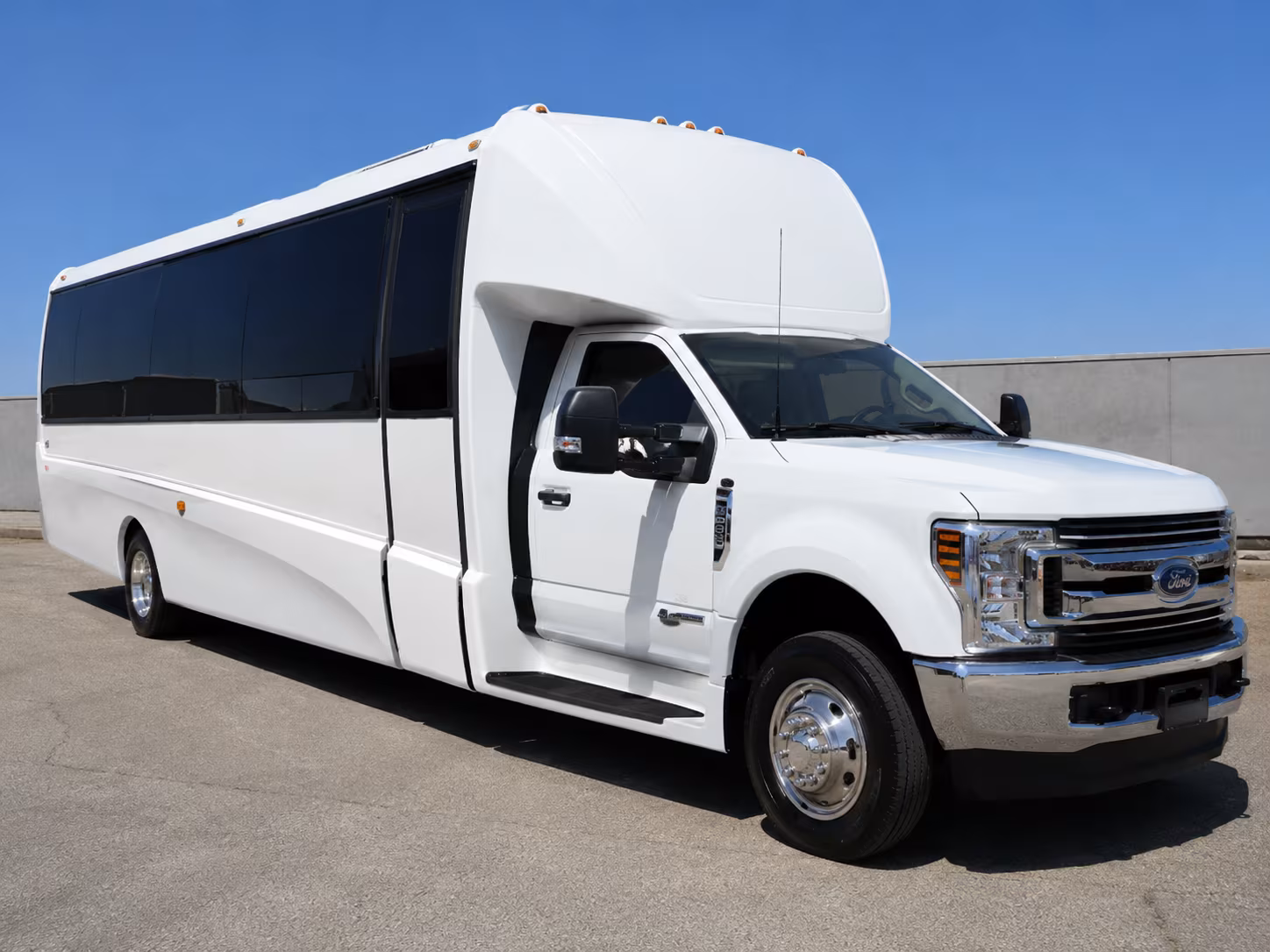 easily book transportation for your next airport transfer 5