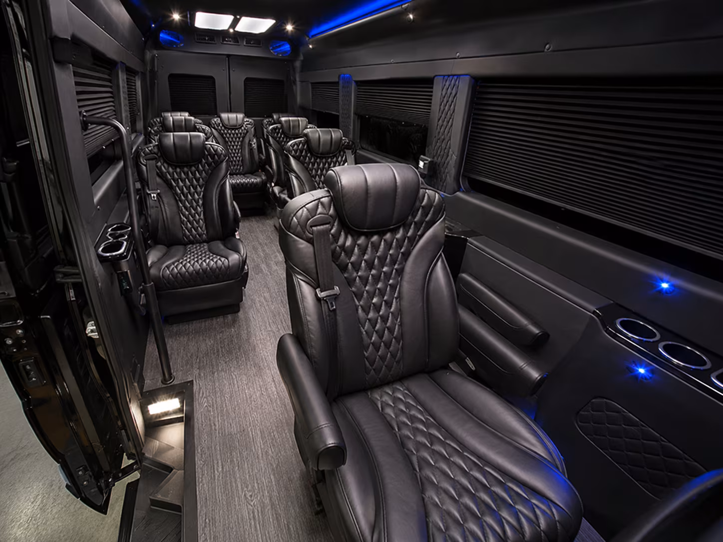 easily book transportation for your next bachelor or bachelorette party 4