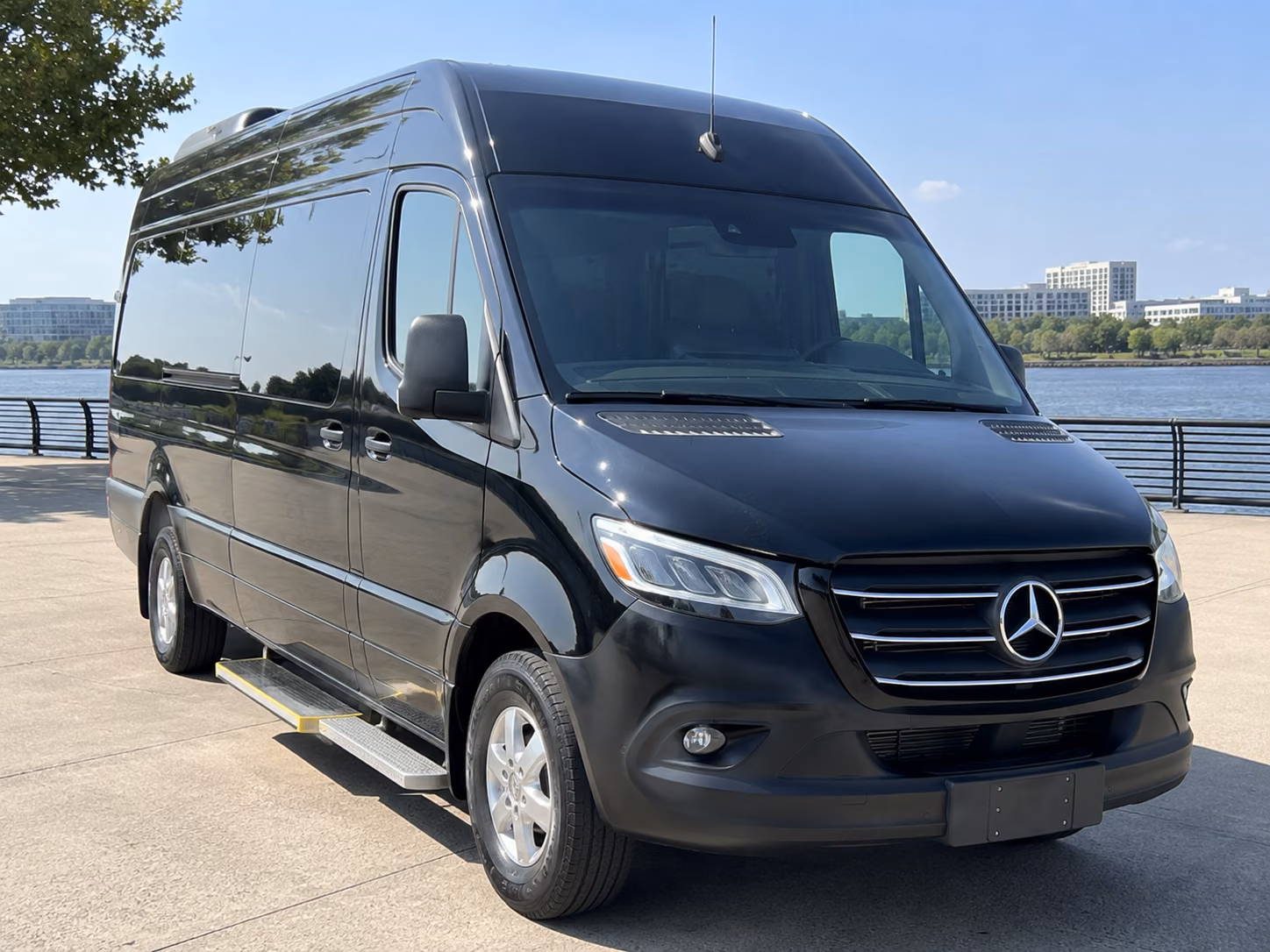 easily book transportation for your next convention or trade show 1