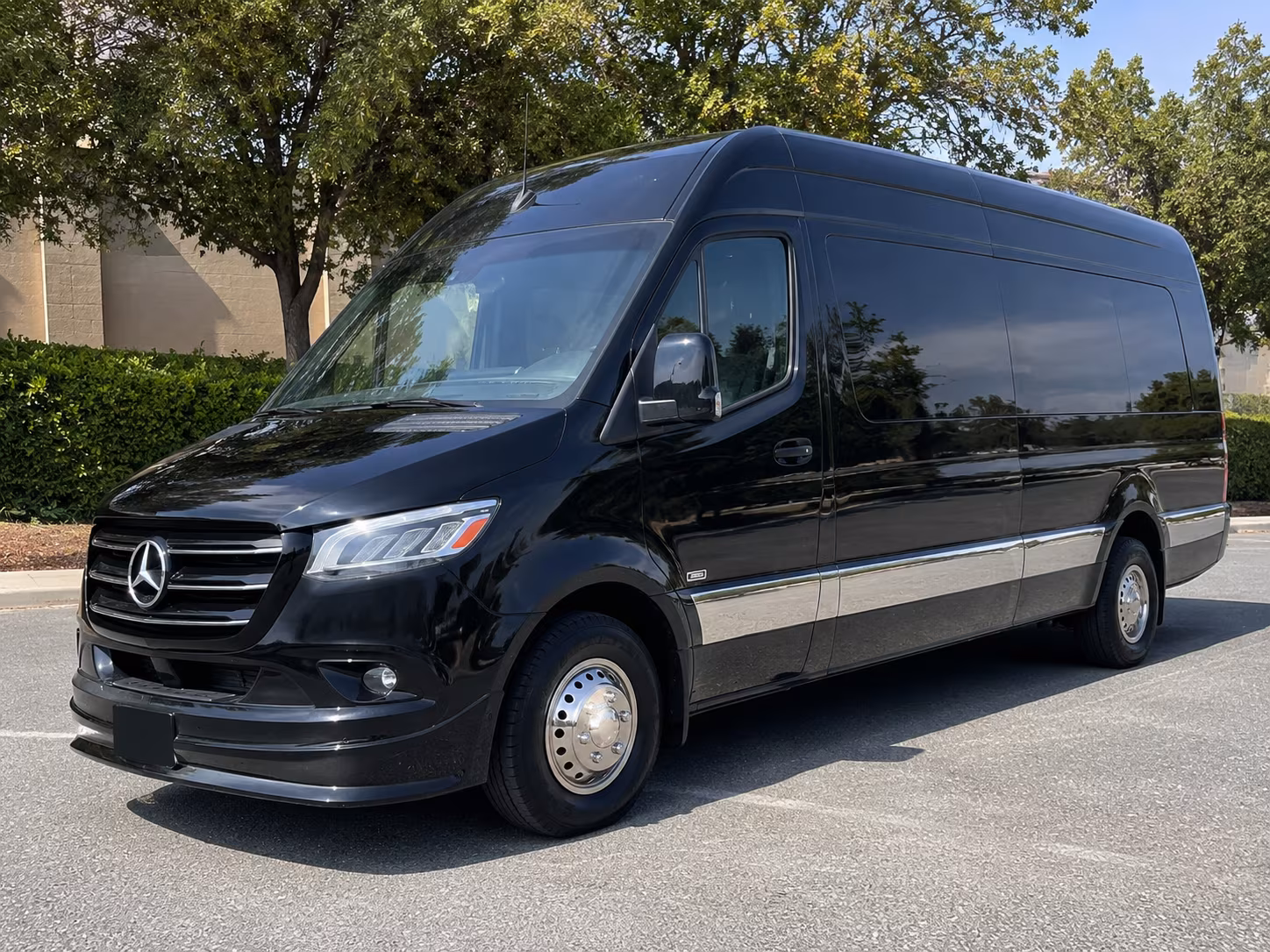 easily book transportation for your next corporate event 2