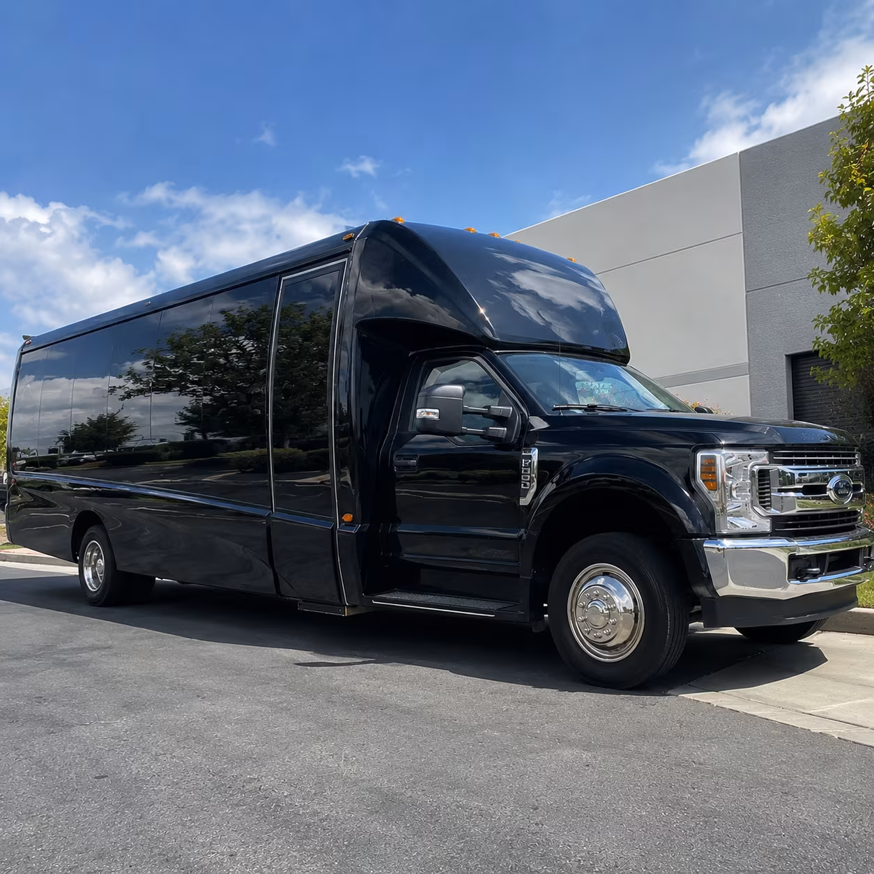 easily book transportation for your next prom 1