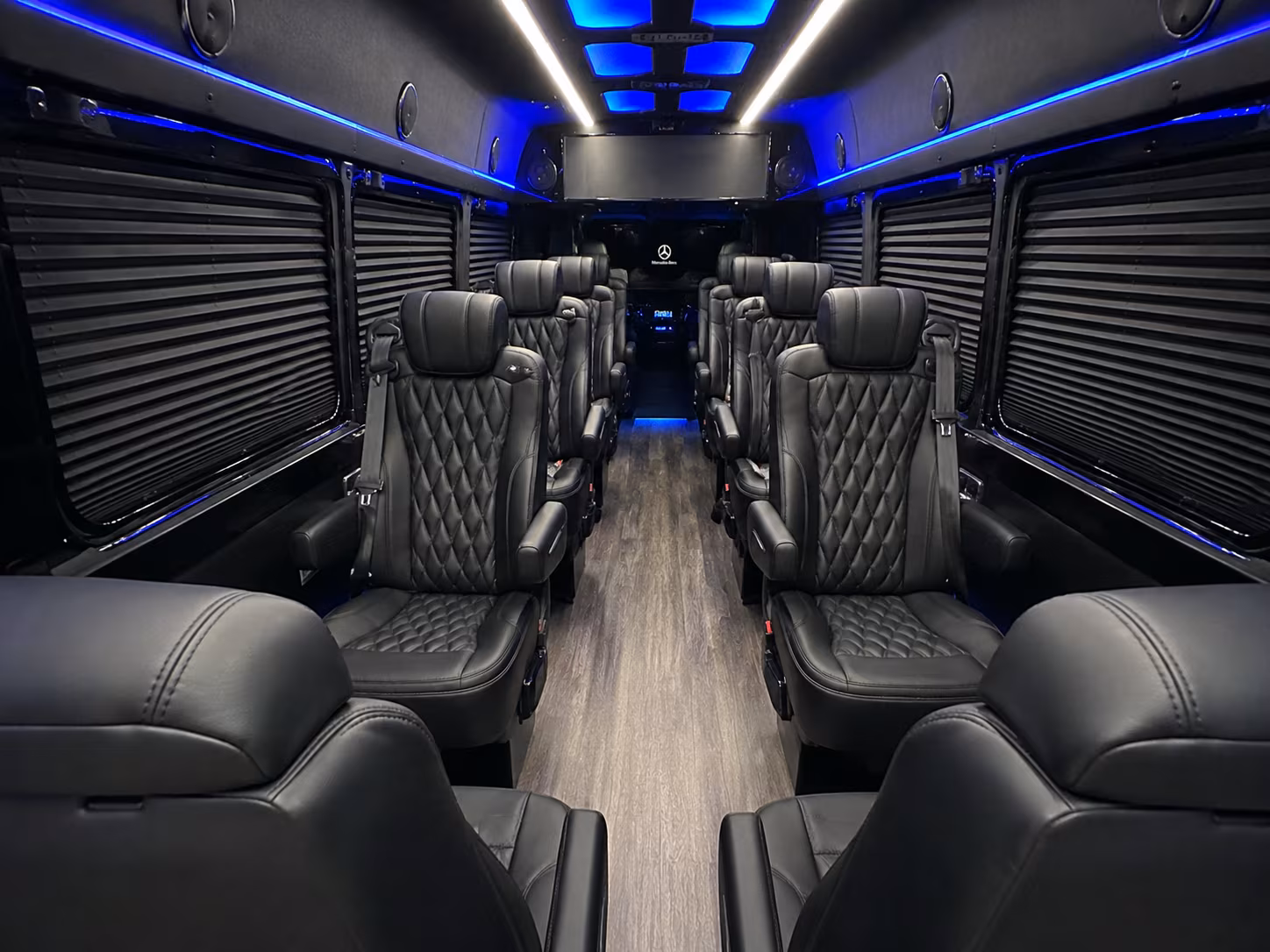 easily book transportation for your next prom 4
