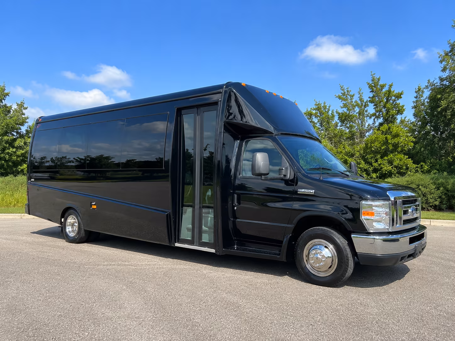 easily book transportation for your next wine tour 1