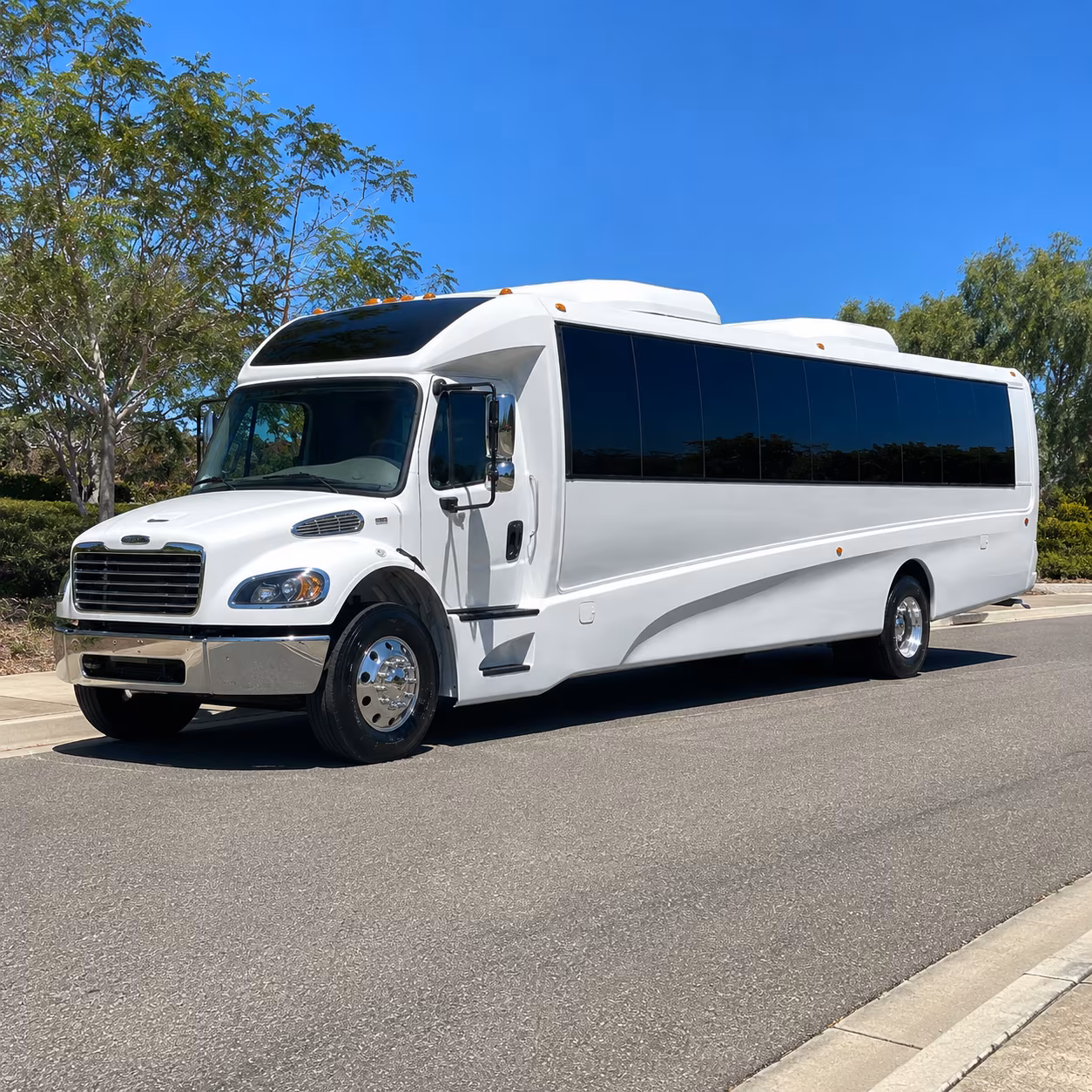 hawthorne 35 passenger minibus