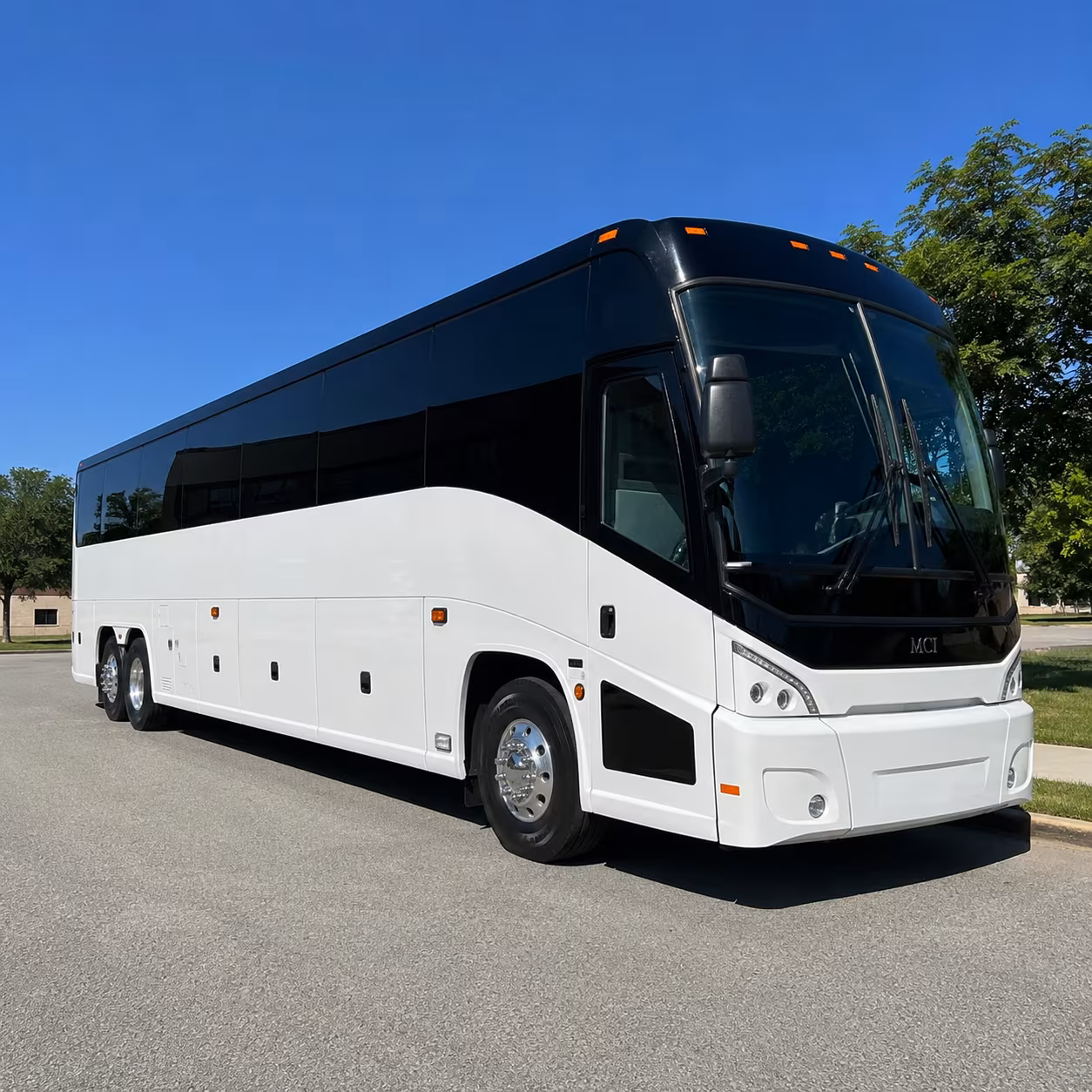 hawthorne 40 passenger charter bus