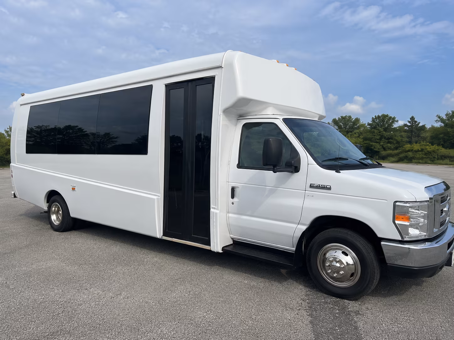hawthorne sporting event party bus rental