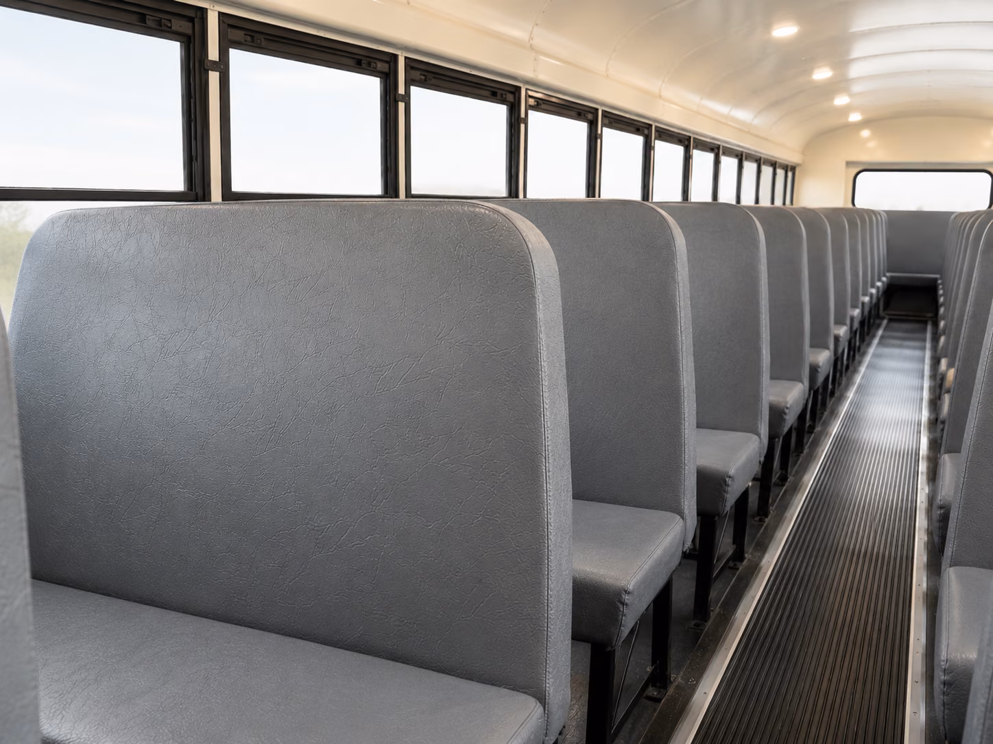 school bus rentals for hawthorne area performing arts and history field trips